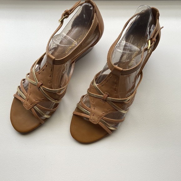 ARTURO CHIANG WEDGE NEUTRAL SANDAL - Picture 6 of 15